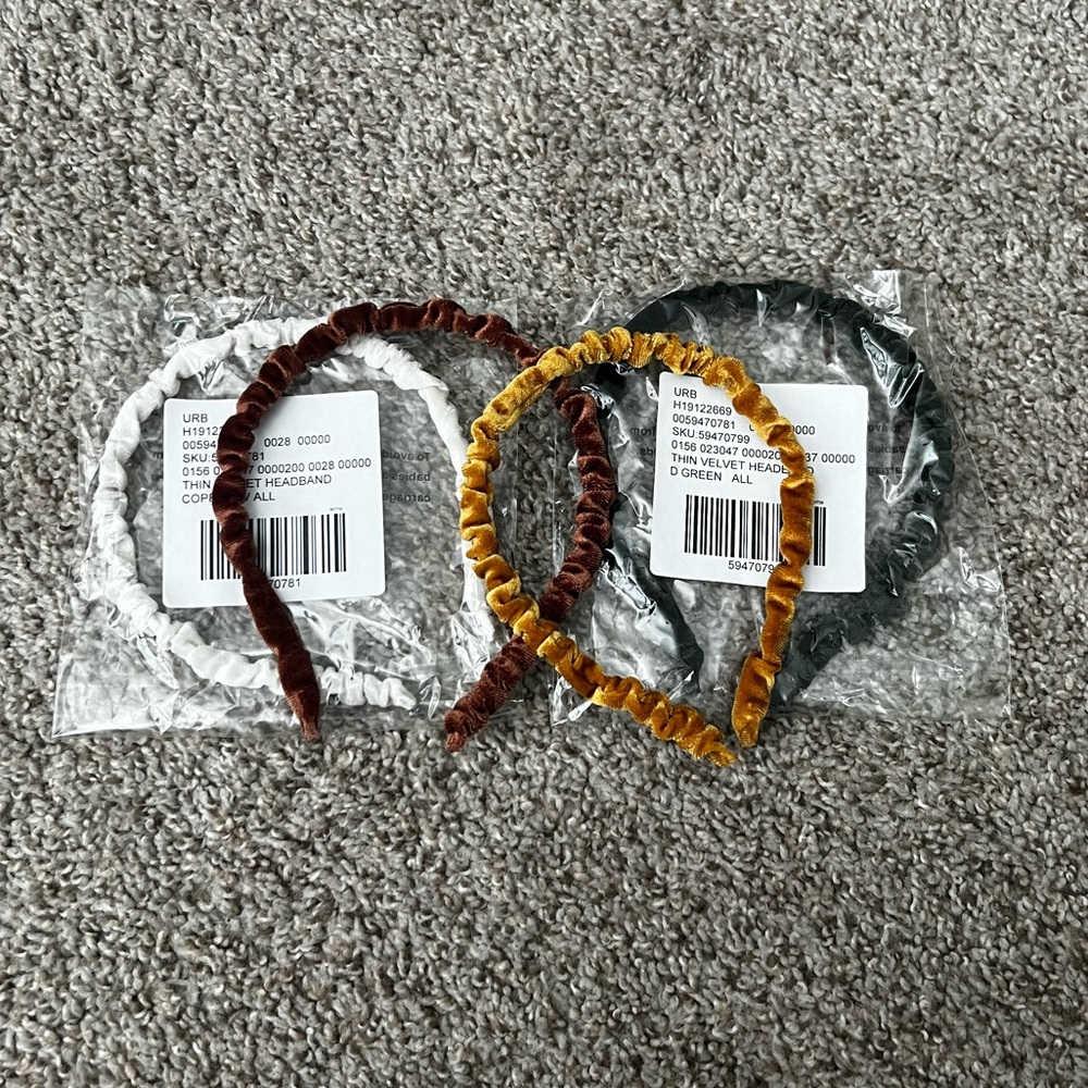 NWT BUNDLE (4) thin Velvet Headbands Neutral Colors